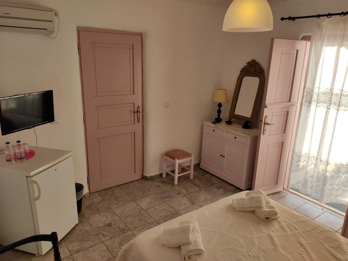 Porto Sikinos Hotel Alopronia Экстерьер фото
