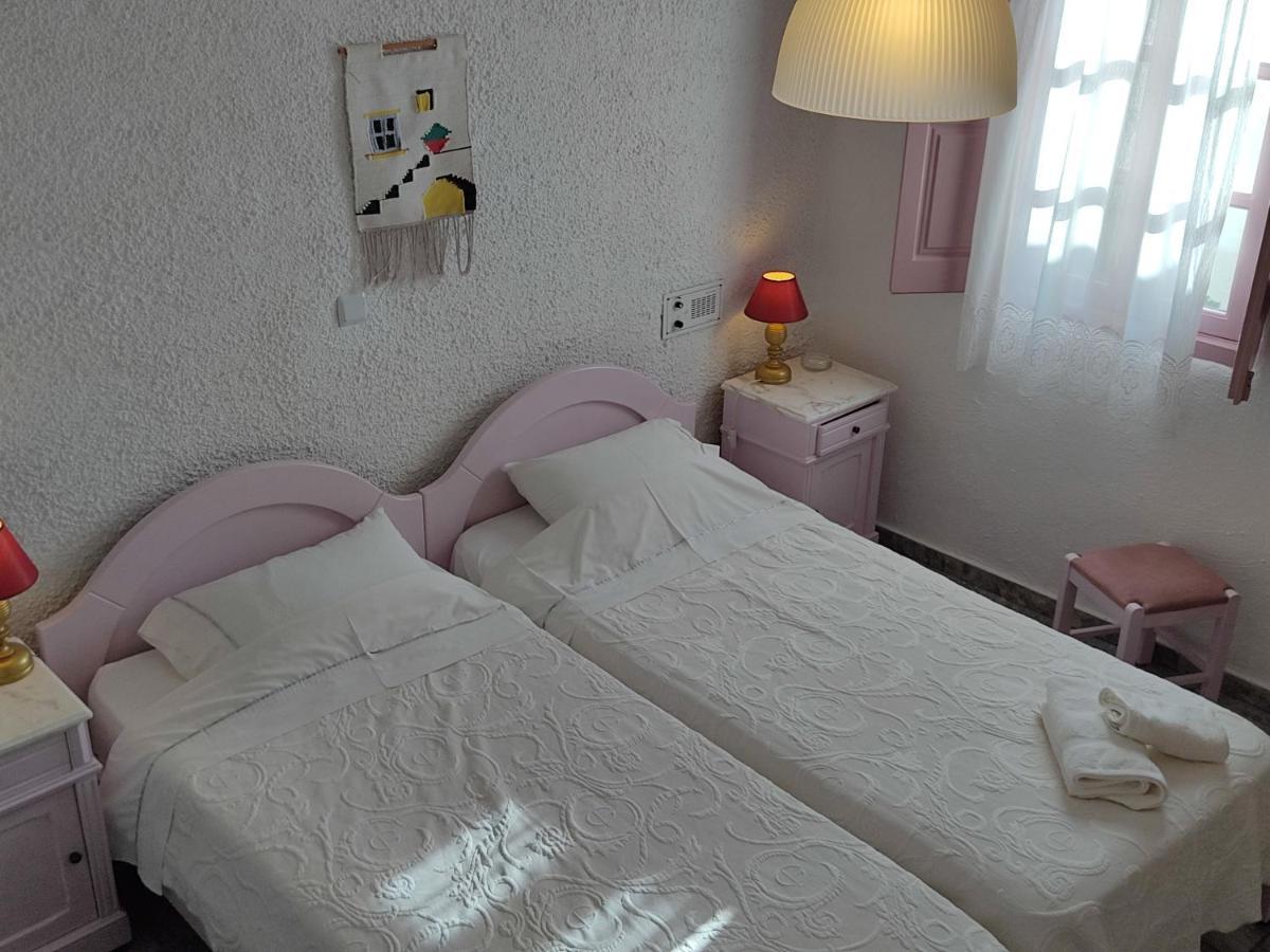 Porto Sikinos Hotel Alopronia Экстерьер фото